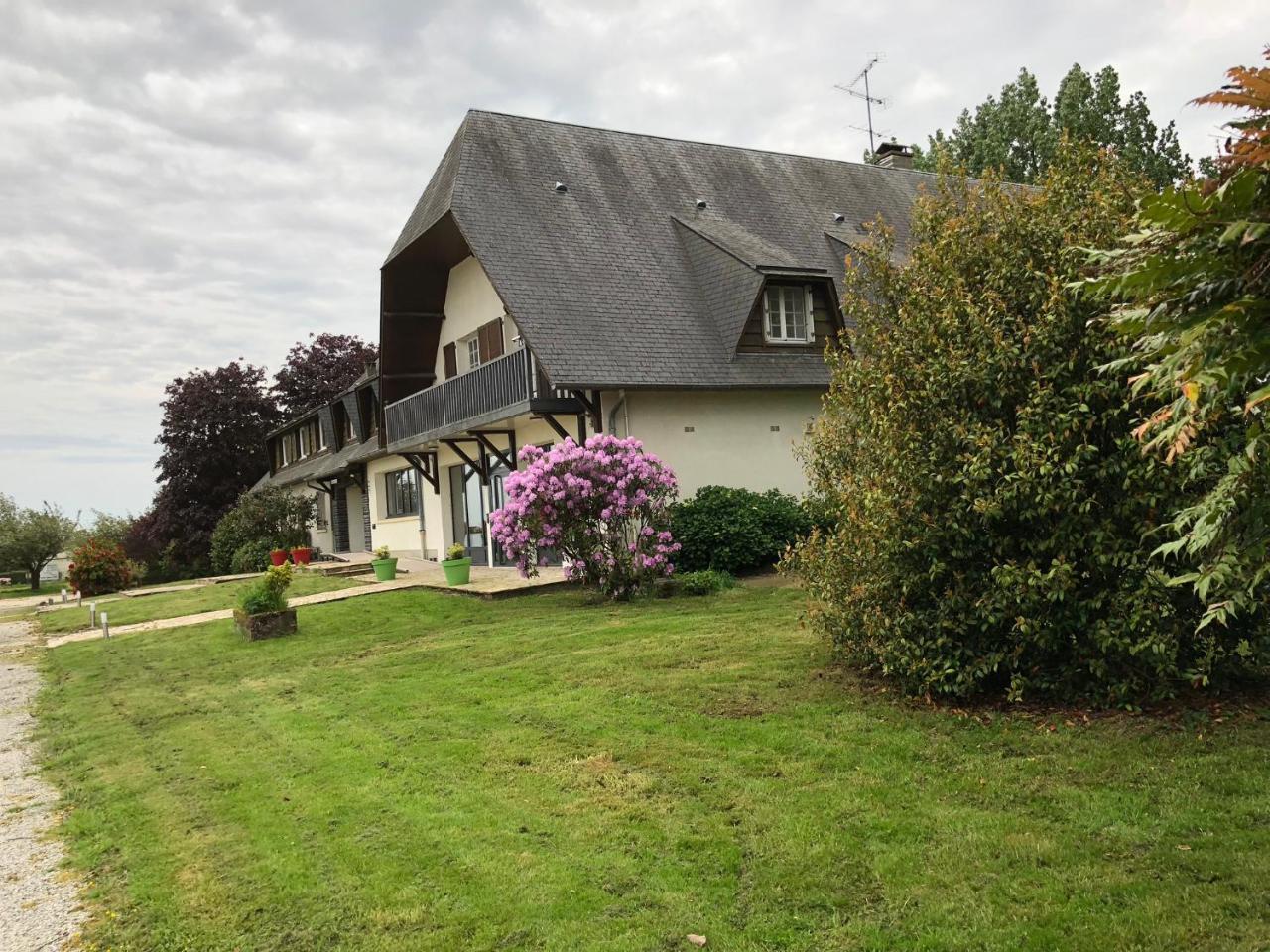 La Cle Des Champs Hotel Le Teilleul Luaran gambar