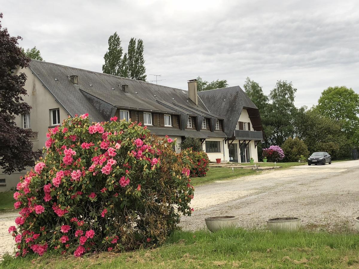 La Cle Des Champs Hotel Le Teilleul Luaran gambar