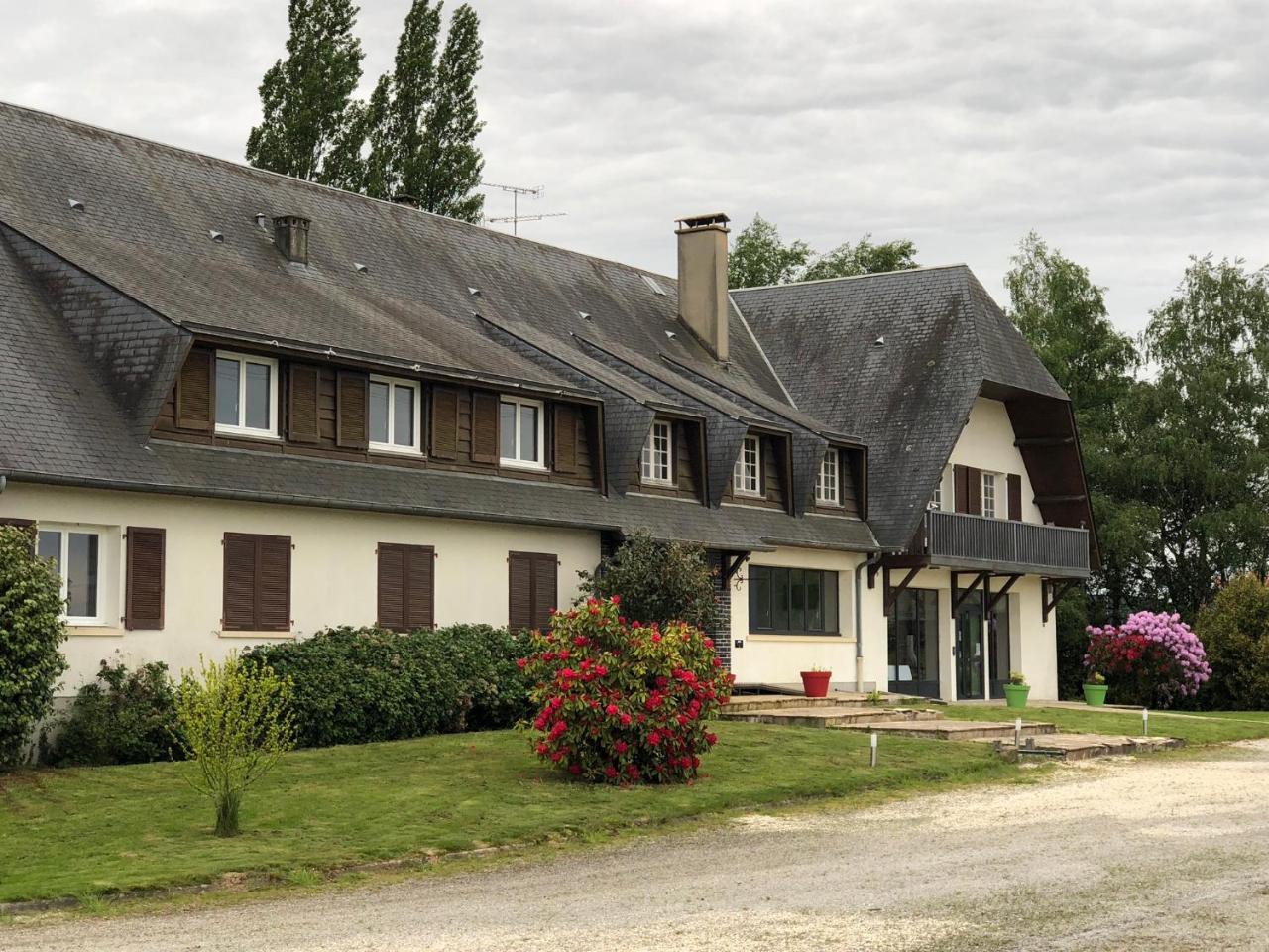 La Cle Des Champs Hotel Le Teilleul Luaran gambar