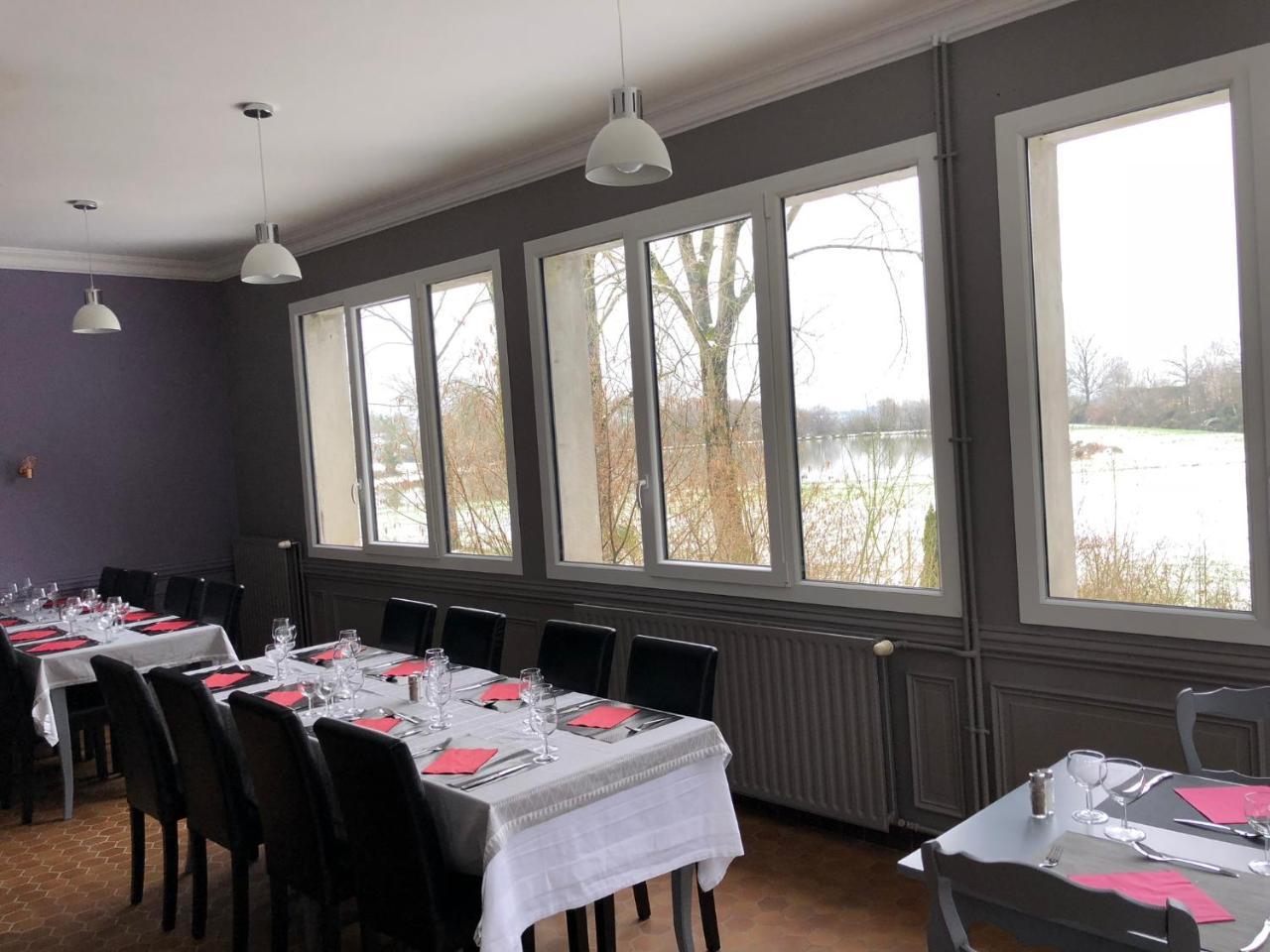 La Cle Des Champs Hotel Le Teilleul Luaran gambar